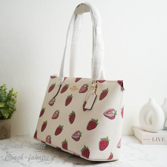 NWT Coach CAR34 Strawberry Print Gallery Tote Bag Coated Canvas & Leather - Picture 5 of 9